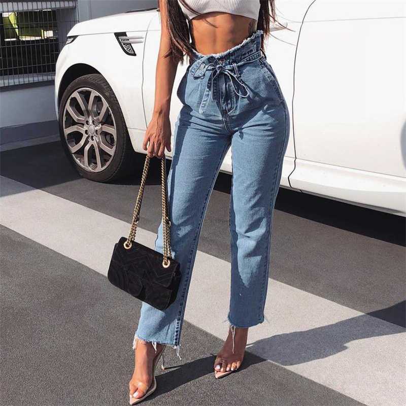 Какие джинсы в моде в 2019