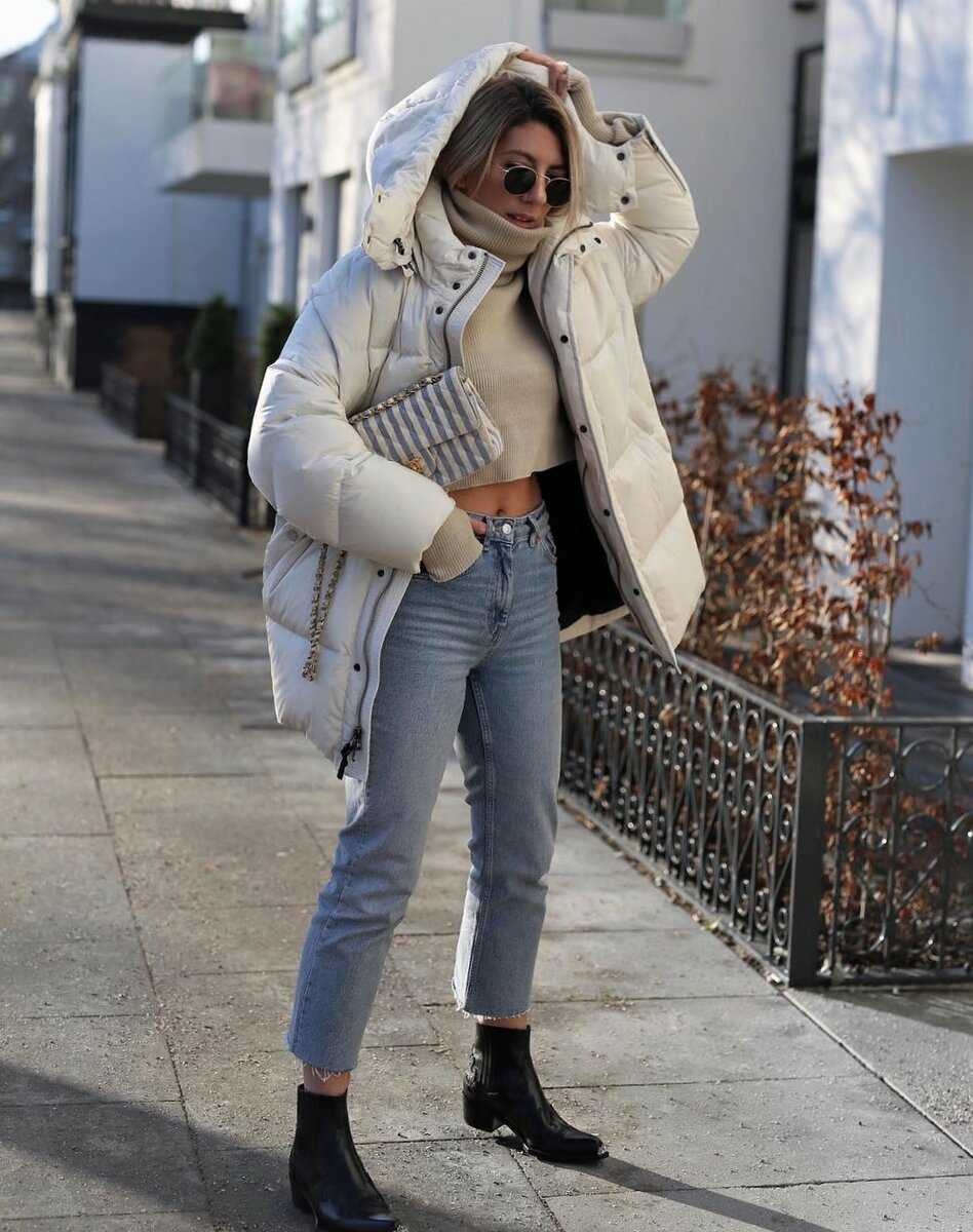 Джинсы с курткой зимой