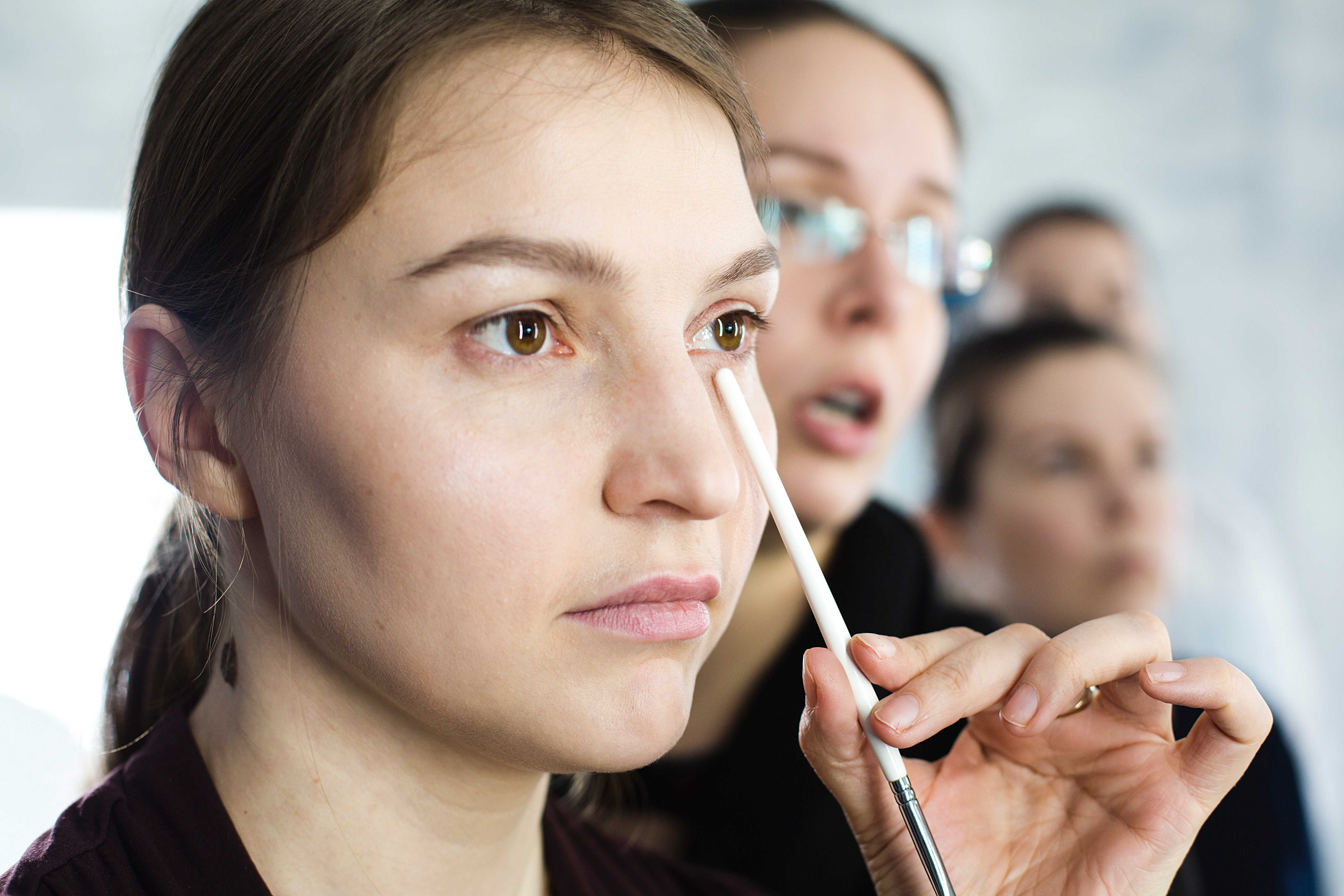 Дневной макияж: советы мастеров, нюансы применения и разновидности дневного макияжа (140 фото + видео)