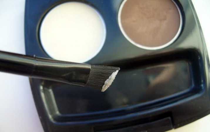 Как правильно красить брови тенями с пошаговой инструкцией и фото