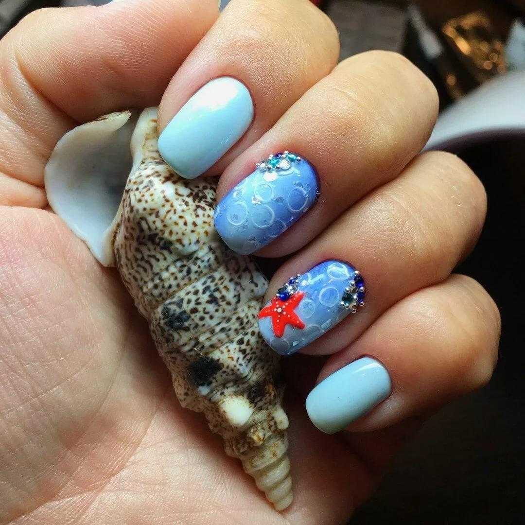 Морской дизайн ногтей. Маникюр на море. Морские ногти. Морская тема на ногтях. Маникюр в морском стиле.