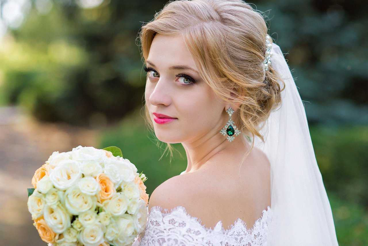 Красивые свадебные прически на короткие волосы с фото - уход за волосами