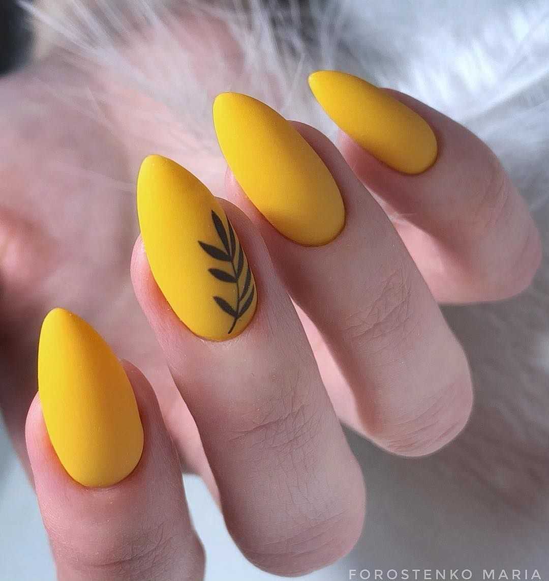 Дизайн желтых ногтей 2024