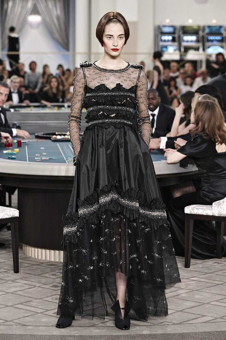 Chanel couture | коллекции осень-зима 2021/2022 | париж | vogue