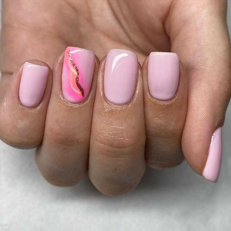 Красивый розовый маникюр 2020-2021. фото трендового дизайна на короткие и длинные ногти | volosomanjaki.com
