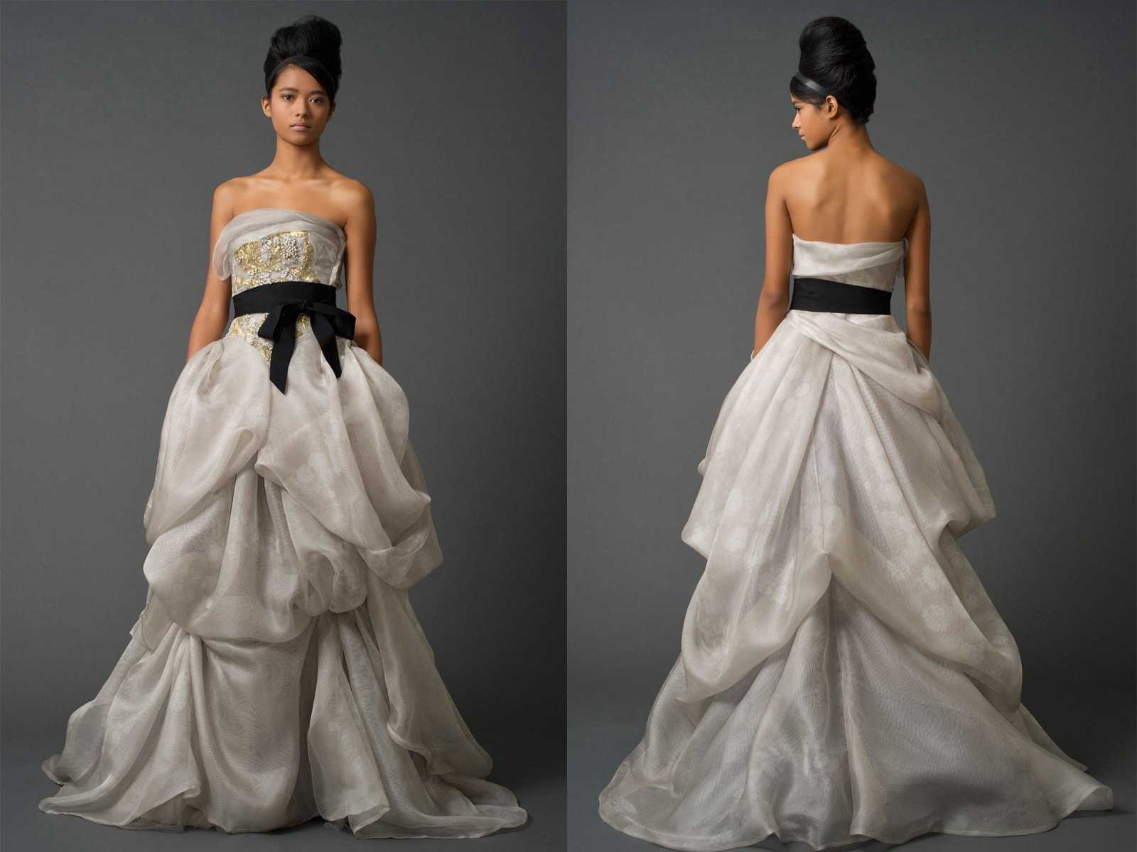 Свадебные платья 2021: модные тенденции, последние новинки сезона, фото