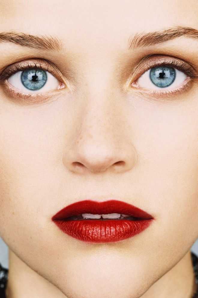Техника нанесения и фото макияжа для девушек с глубоко посаженными глазами
